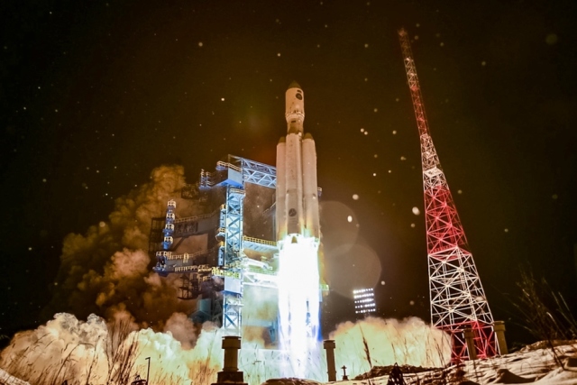 Испытательный пуск ракеты-носителя «Ангара-А5.2Л» на космодроме Плесецк 14 декабря 2020 года. МО РФ